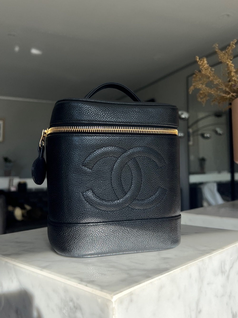 CHANEL Vintage 1997 Timeless Vanity Case Black Caviar Gold Hardware Like New